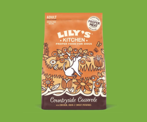 un pack de croquettes pour chiens Chicken & Duck Countryside Casserole