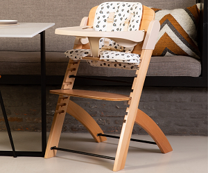 une chaise évolutive Evosit Childhome
