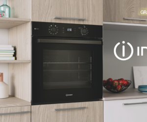 Cuisine Actuelle four encastrable Aria Turn&Go Steam INDESIT