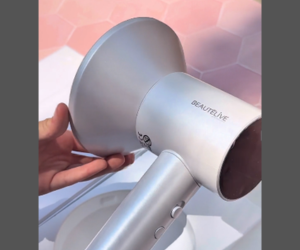 sèche-cheveux Ionis de Beautélive